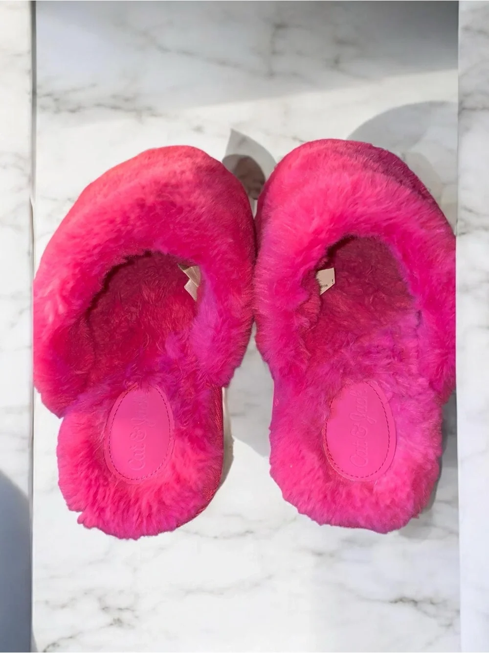 Cat & Jack Girls Neon Pink Faux Fur Slippers Size M 2/3